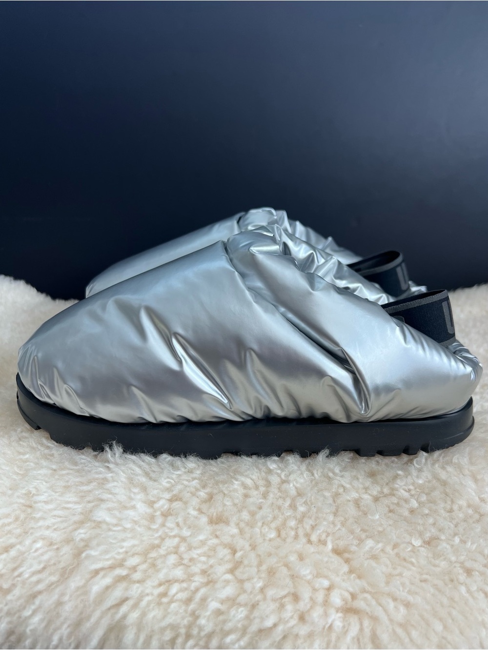 UGG Spacesslider Slipper in Silver Women's Size 8